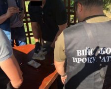Мільйон за кладовище: депутат попався на мерзенній схемі