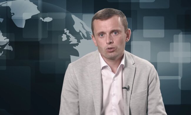 Руслан Бортник