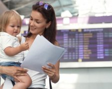 З дитиною за кордон: які документи потрібні українцям