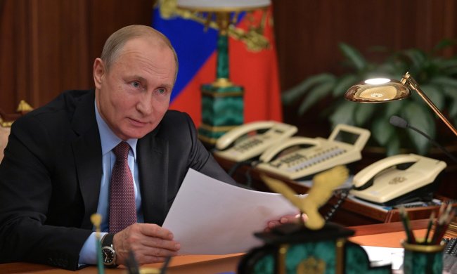 Путін поверне Крим, стоячи на колінах: Слава Україні!
