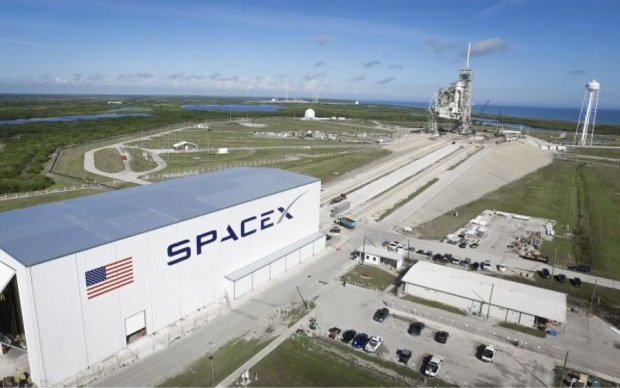 SpaceX подарує землянам швидкісний інтернет
