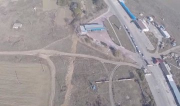 Ізоляцію Криму показали з висоти пташиного польоту (відео)