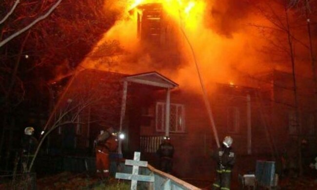 На Черкащині згоріла 300-літня дерев’яна церква