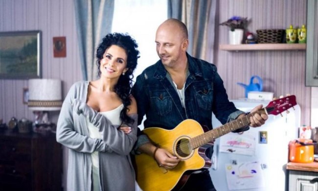 Окільцьована: фанати насторожилися через Настю і Потапа