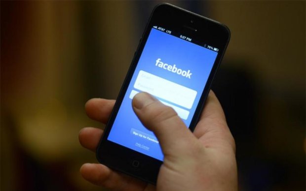 Не Facebook єдиним: українці змінюють уподобання в соцмережах
