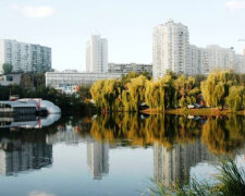 Голосіївський парк