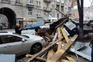 На Київ насувається надпотужний шторм, зачиняйте вікна і оминайте дерева: синоптики радять не жартувати