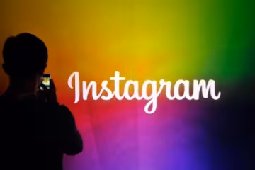 Instagram научился блокировать комментарии