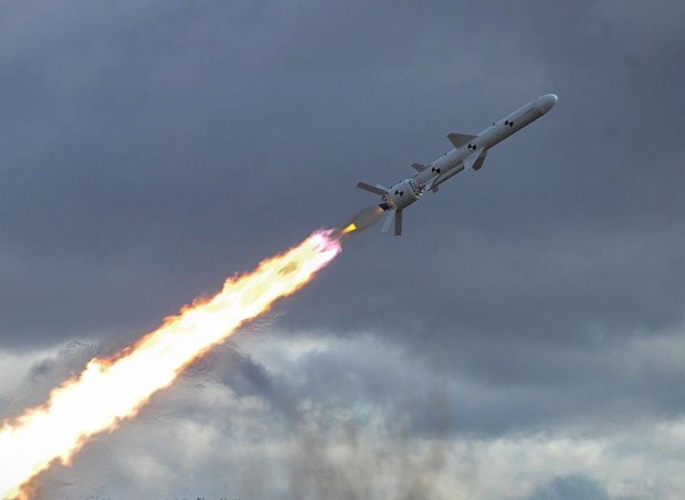 Украинская ракета "Нептун" передала привет Путину: 8 целей из 8
