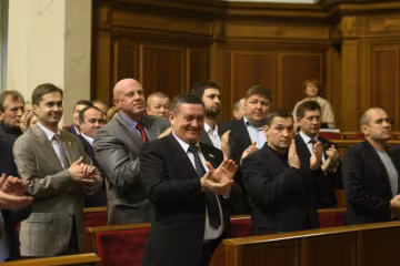 Сектанти у Верховній Раді: скільки нардепи "відстібають" чаклунам за високі посади