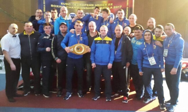 Украинские боксеры завоевали весь комплект наград на чемпионате Европы