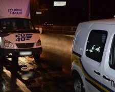 Водій вантажного таксі збив харківського поліцейського і зник