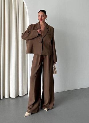 Деловой костюм. Фото Shafa