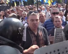 Лідеру "Свободи" Олегу Тягнибоку влаштують допит