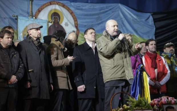 Аннексия Крыма: Турчинов признался, что нагло лгал украинцам
