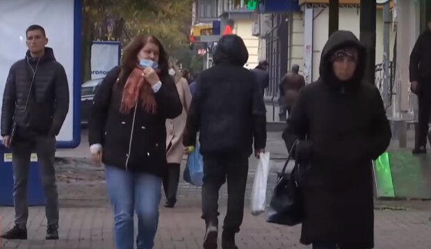 Люди в масках, скріншот: Youtube