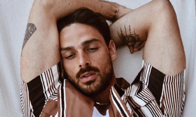 Зірка польських "50 відтінків сірого" Мікеле Морроне розтанув від відеочату з веселим дівчам: "Сміх - це ліки"