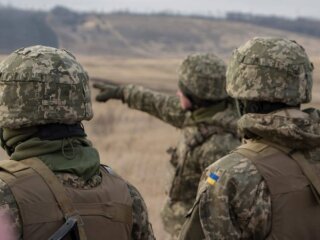 Военные ВСУ, фото: Интерфакс