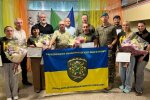 Коммунальщики Харькова получили сертификаты военной подготовки