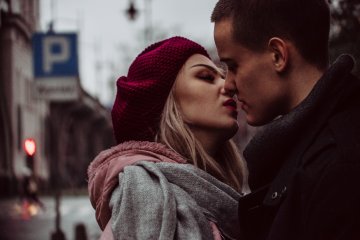 Еротичний гороскоп на 19 лютого для всіх знаків Зодіаку: хто стане надто перебірливим