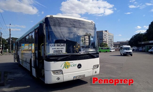 Автобус на маршруте Каменское – Днепр