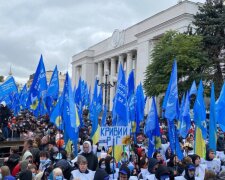 Акция "Оппозиционной платформы – За жизнь" под Верховной Радой Украины: Свободу Виктору Медведчуку!