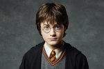 Гаррі Поттер повертається: Джоан Роулінг назвала дату виходу нових книг про чарівника