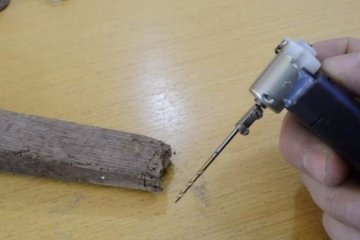 Як змайструвати дрель з підручних матеріалів