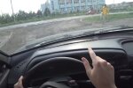 За кермом, скріншот: Youtube