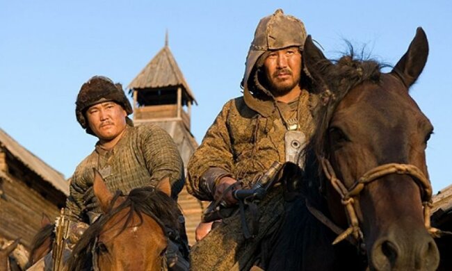 Американский писатель потребовал вернуть Крым и Казань Монголии