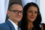 Вдова соліста Linkin Park Честера Беннінгтона вийшла заміж: заручена з моїм ангелом