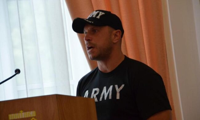 Киву скинули