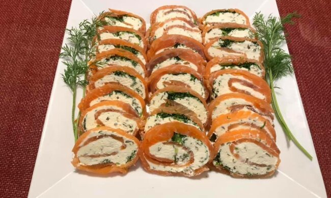 Закуска с сыром и лососем вкуснее чем суши - накрути на Новый год