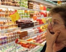У Криму в очікуванні блокади підняли ціни на продукти