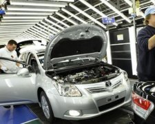 Toyota зупинить виробництво автомобілів наступного тижня