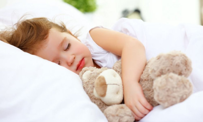 Трирічний українець навчився розмовляти трьома мовами: його мама розповіла, як виховати генія