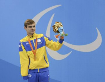 Український плавець виборов перше паралімпійське золото