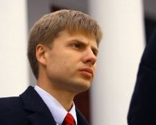Нардепы устроили драку на заседании из-за сухарей (видео)
