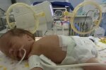 новонародженій дівчинці потрібна операція, фото: Facebook Мама і немовля