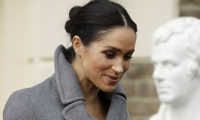 Королівський дерматолог розкрила секрет ідеальної шкіри Меган Маркл: зможе повторити кожна
