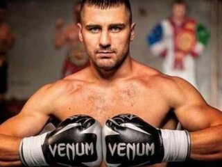 Александр Гвоздик — украинский боксер