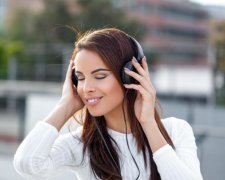 Легко і безкоштовно: 5 способів скачати музику на IPhone
