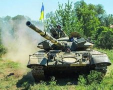 Враг атакует, а мы не сдаемся: с передовой поступили обнадеживающие новости
