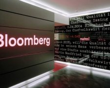 Редактора Bloomberg лишился работы из-за нарушения эмбарго