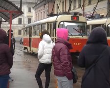 люди, скріншот з відео