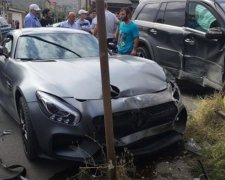 Не пощастило: дагестанець розбив дорогезне авто бійця UFC
