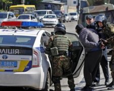 Мантра о Кремле: как полиция спекулирует на расстреле в Днепре