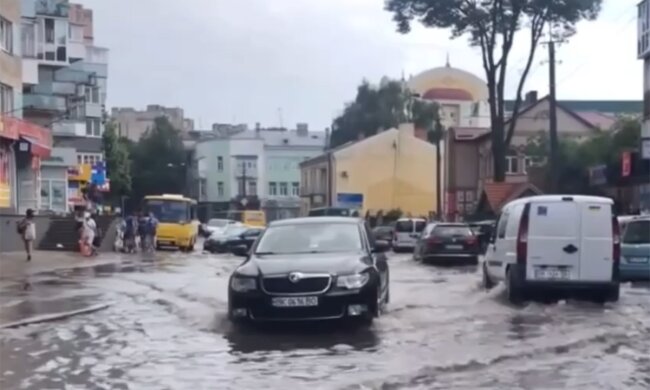 Негода у Рівному, скріншот із відео