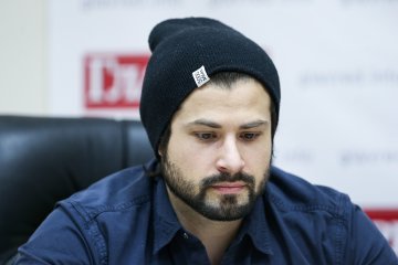 Дэвид, но не Копперфильд: муж Мозговой с новым именем пришел на "Голос"
