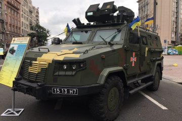 Броневик-трансформер "Лев": новейшая боевая техника оправдала надежды инженеров